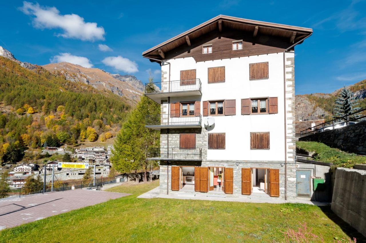Hellochalet - Maison Rue De La Neige - Family Ski Holiday Walking Distance Skirun And Gondola Valtournenche Dış mekan fotoğraf